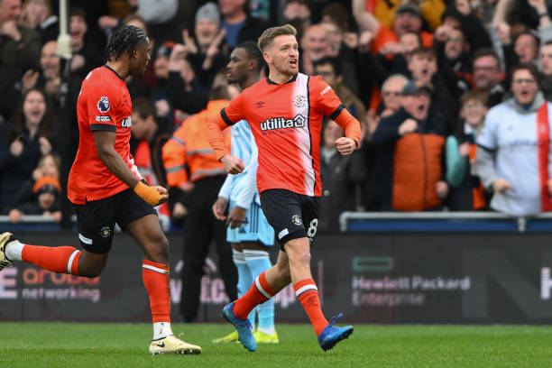 多元文化的 多元文化的