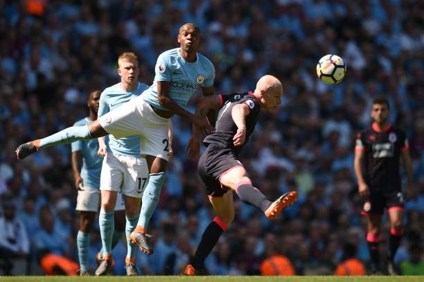 吸引了来自 吸引了来自